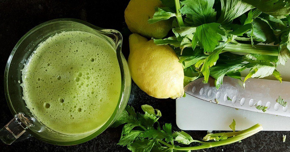 Proprio come fa la dieta di acqua di limone ti fanno cadere di peso?
