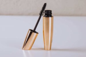 mascara